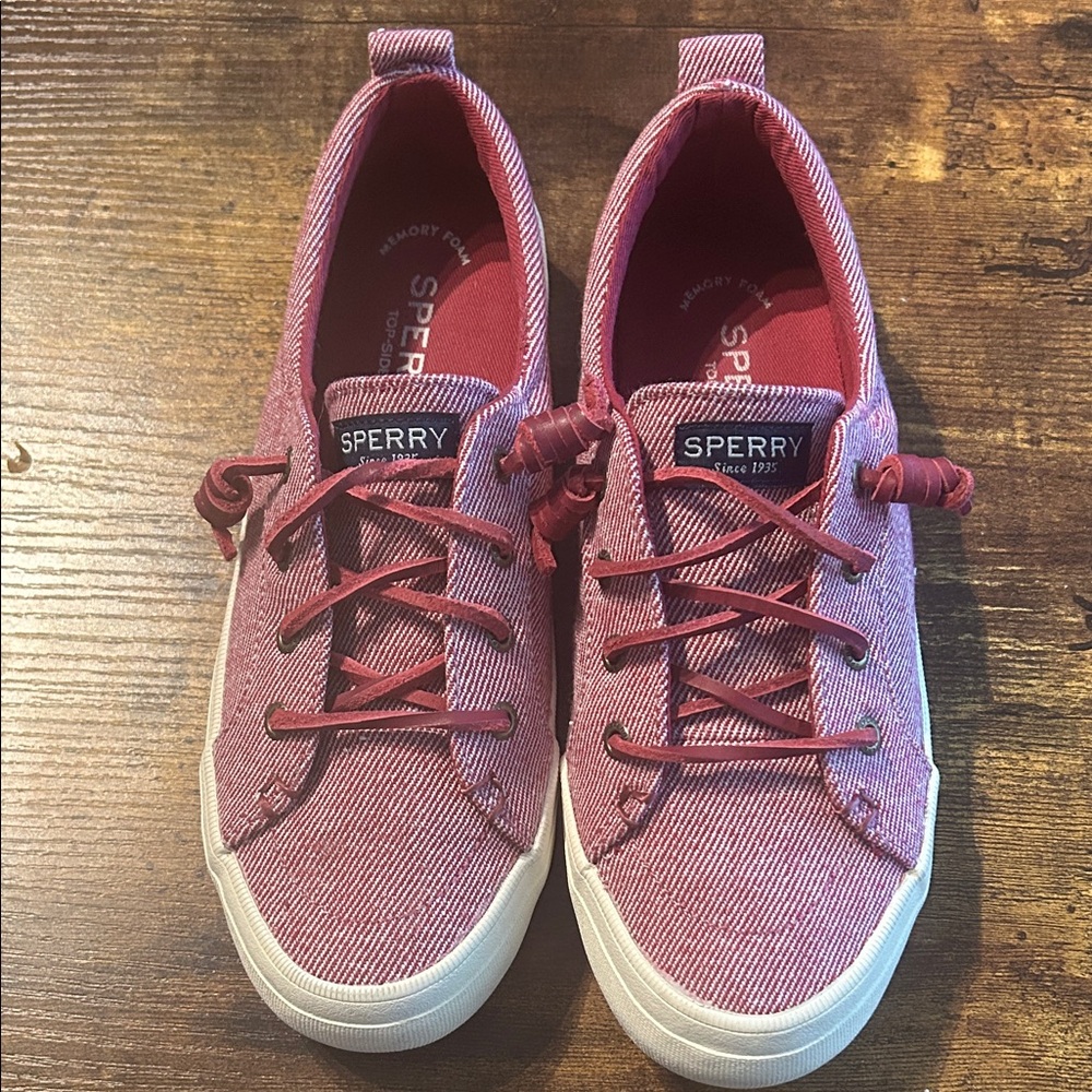 Sperry Top-Sider Plum Boat Shoes – Size 6M